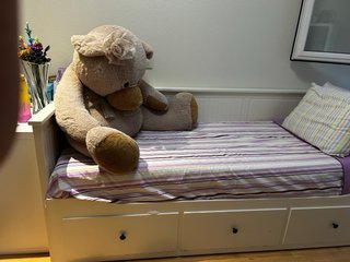 Cama Diván Ikea blanca
