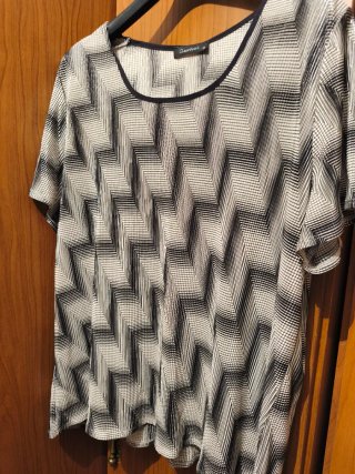 Blusa Amorekai Estampada Talla M