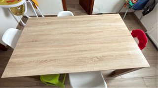 Mesa de Comedor de Madera