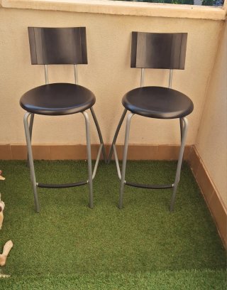 2 Banquetas IKEA Negras