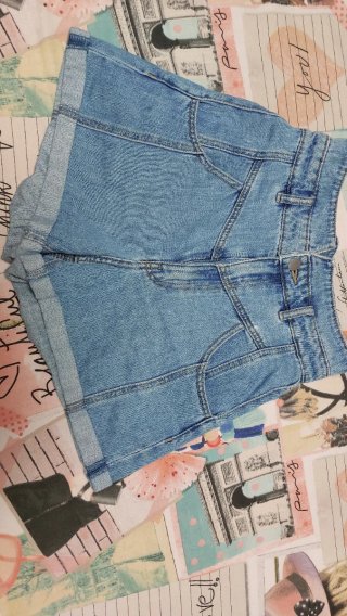 Pantalón vaquero corto azul