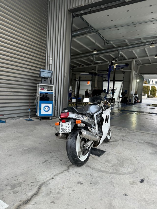 Suzuki GSXR 750/1100
