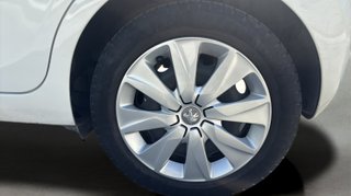 Peugeot 108 1.2 PureTech Active 60 kW (82 CV)