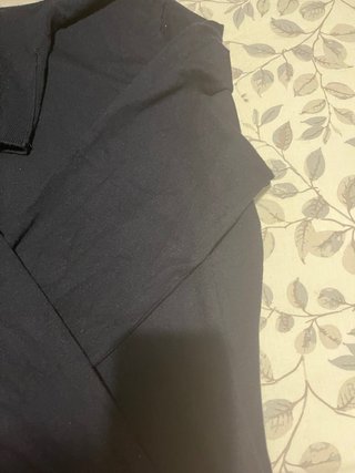 Jersey cuello alto azul marino