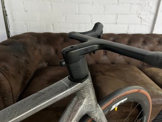 MEGAMO RAISE 07 CW SRAM RIVAL AXS ZIPP 404