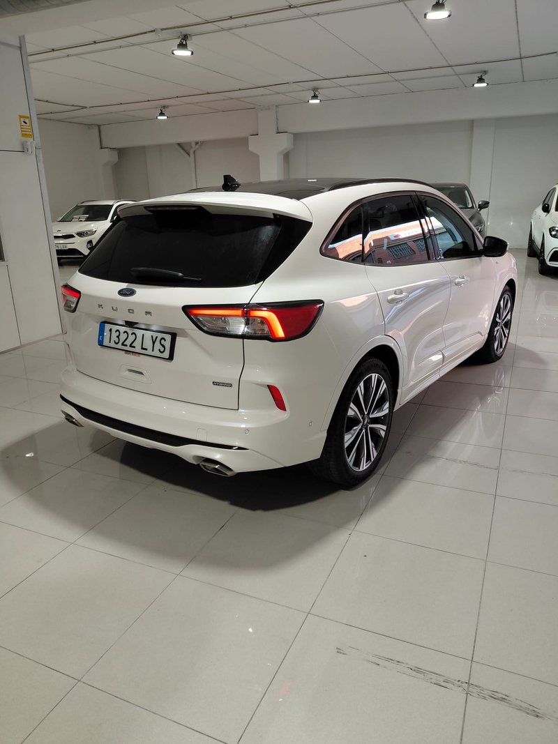 Ford Kuga 2022, foto 5