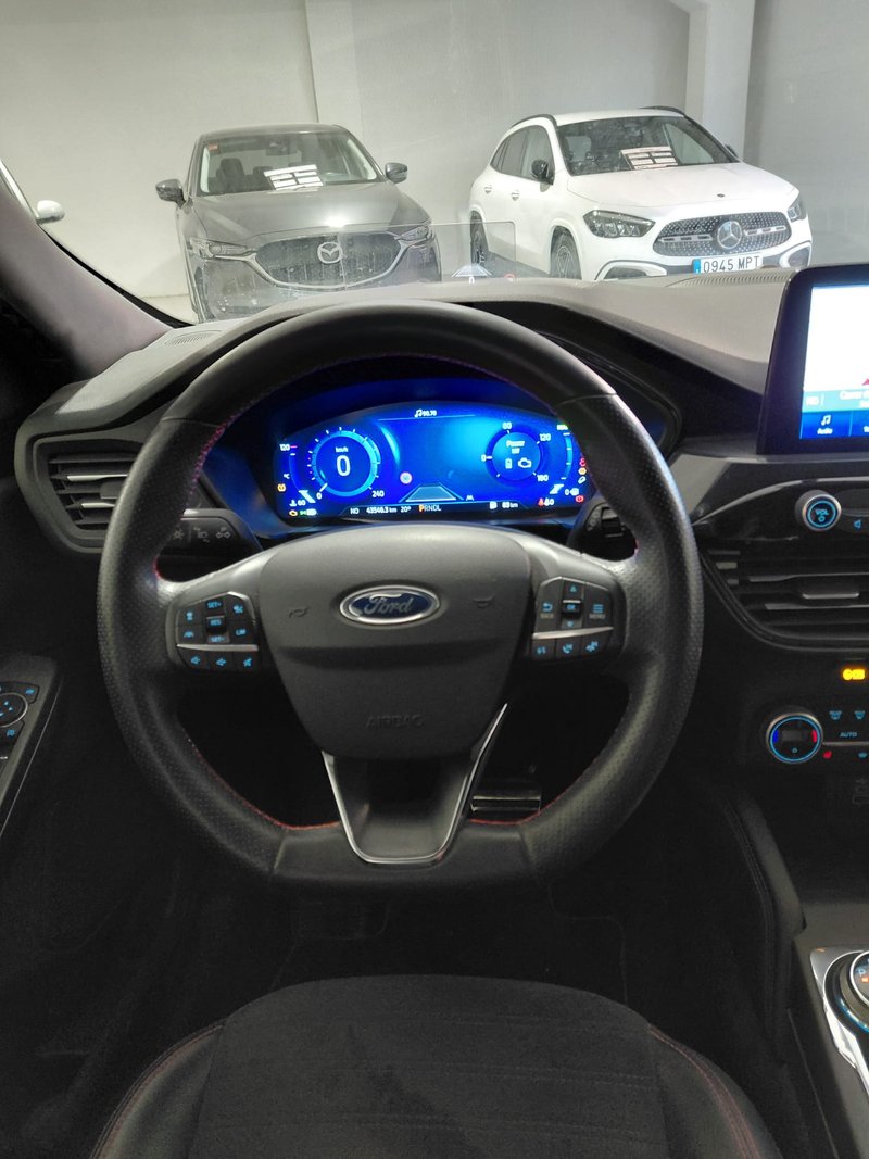 Ford Kuga 2022, foto 14