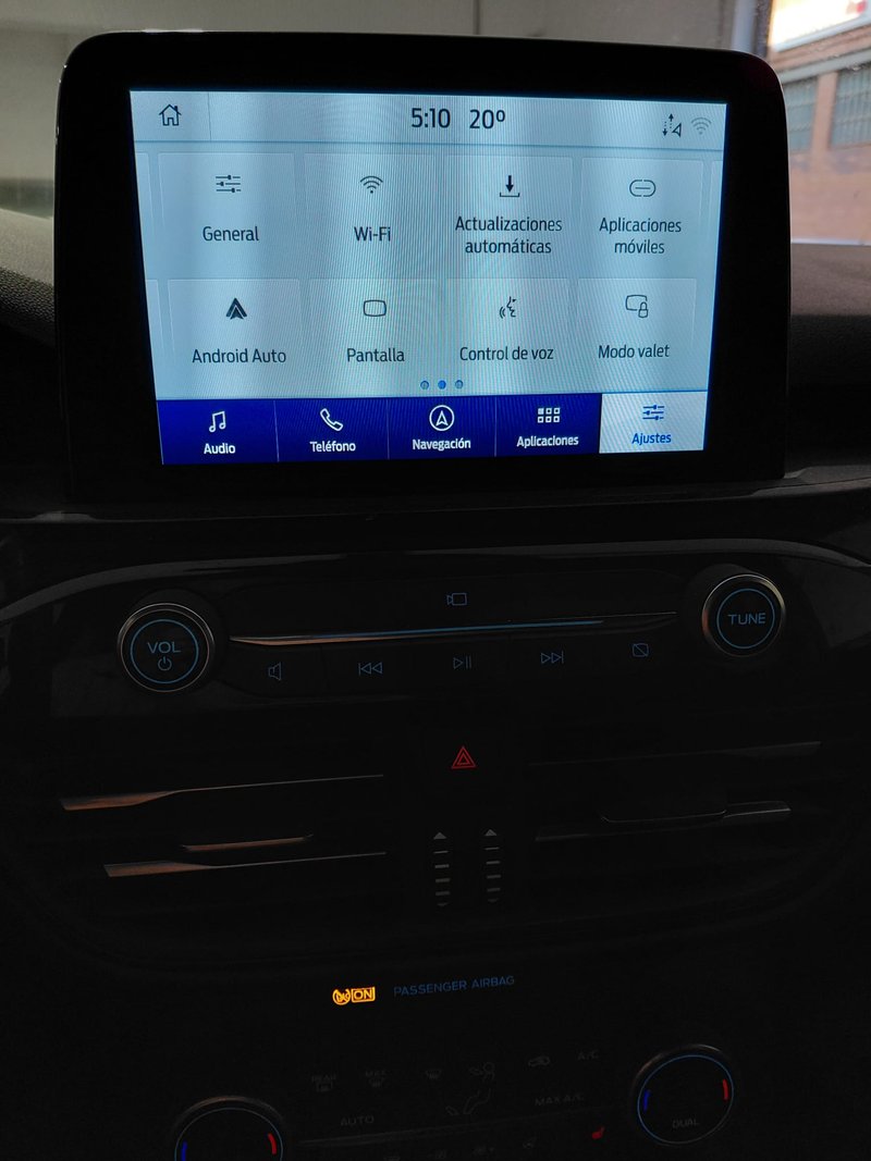 Ford Kuga 2022, foto 17