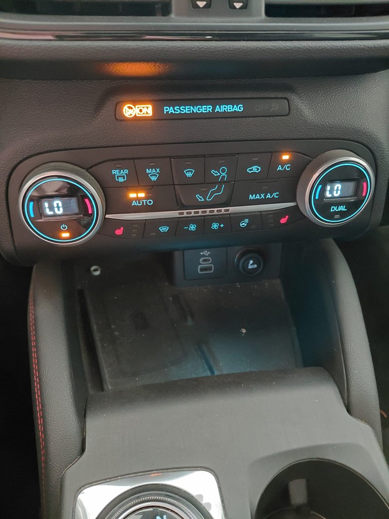 Ford Kuga 2022, foto 20