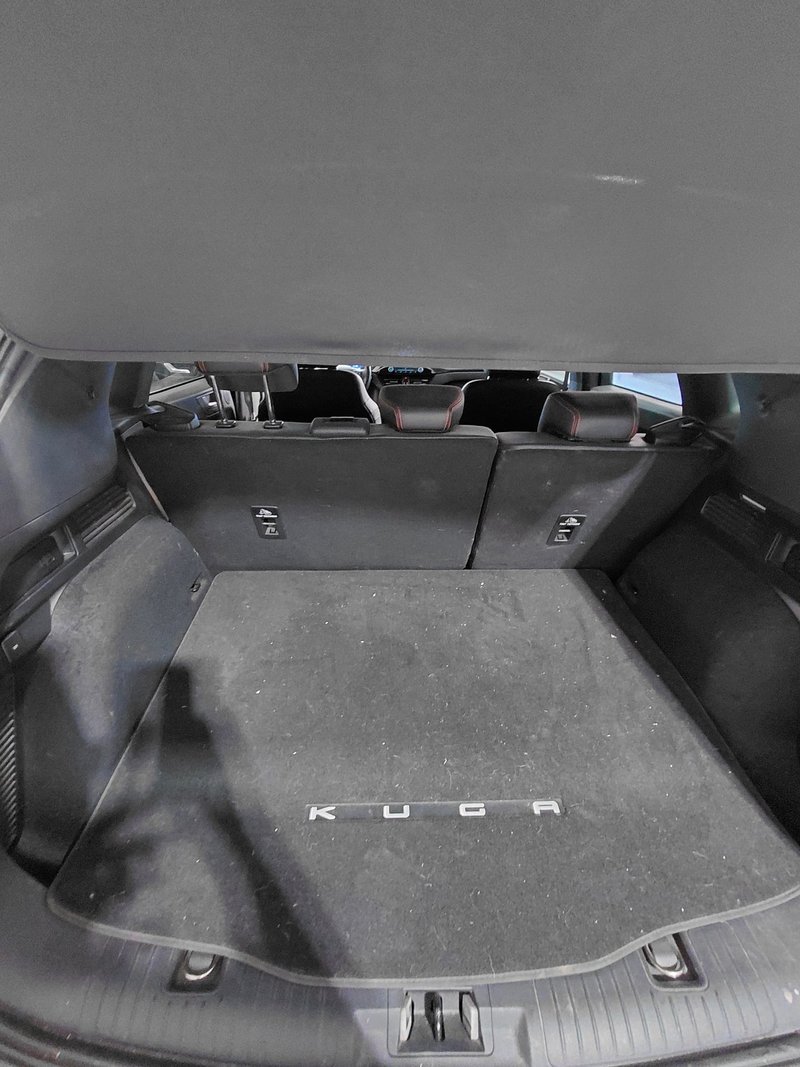 Ford Kuga 2022, foto 25
