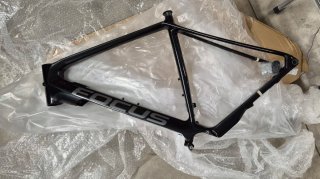Cuadro de Bicicleta Focus de Carbono