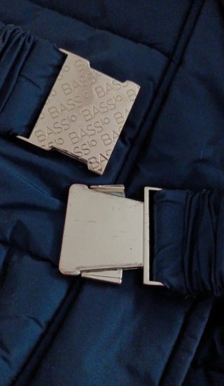 Abrigo Azul Bass 10. Talla 16 años.