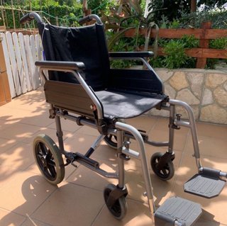 Silla de ruedas plegable rueda pequeña