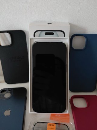 iPhone 15 256GB
