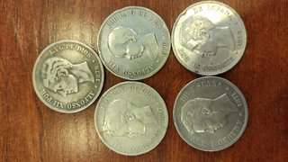 Lote 5 monedas Plata.900 123,80 gr pura 111.42 gr.
