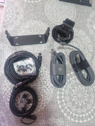 Lote de accesorios Garmin para embarcaciones