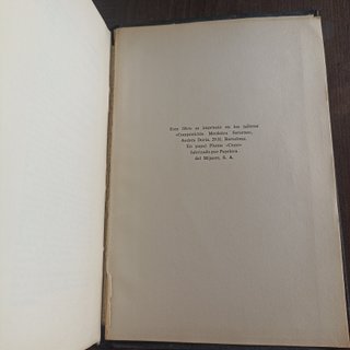 Adolf Hitler, libro de tapa dura.