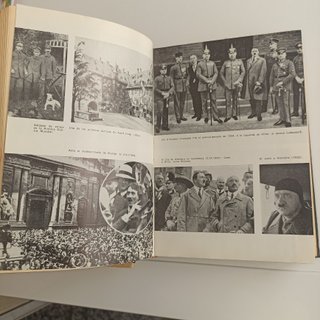 Adolf Hitler, libro de tapa dura.