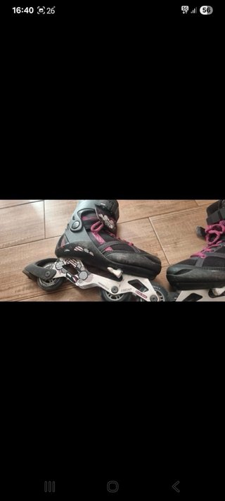 Patines Oxelo Negro y Fucsia