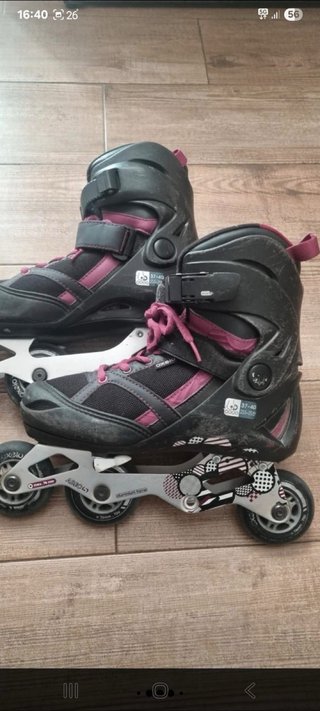 Patines Oxelo Negro y Fucsia