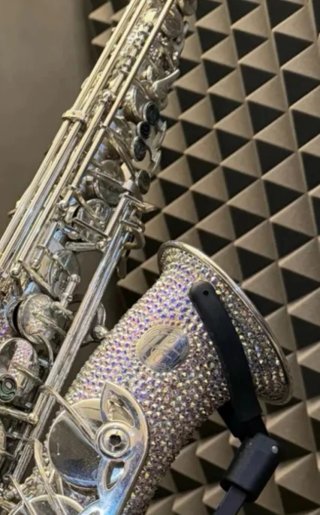 Sassofono professionale con incastonatura Swarovski
