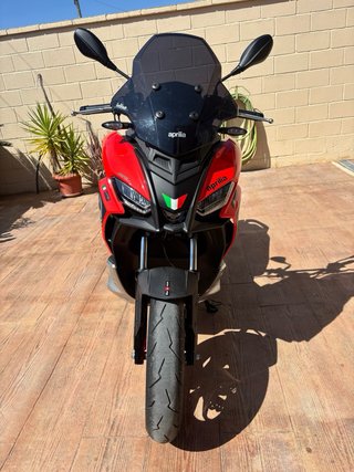 Aprilia SR GT 125 Sport