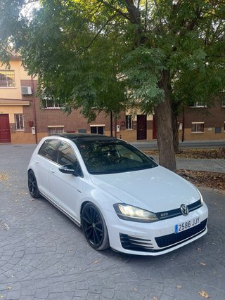 Volkswagen Golf 2013