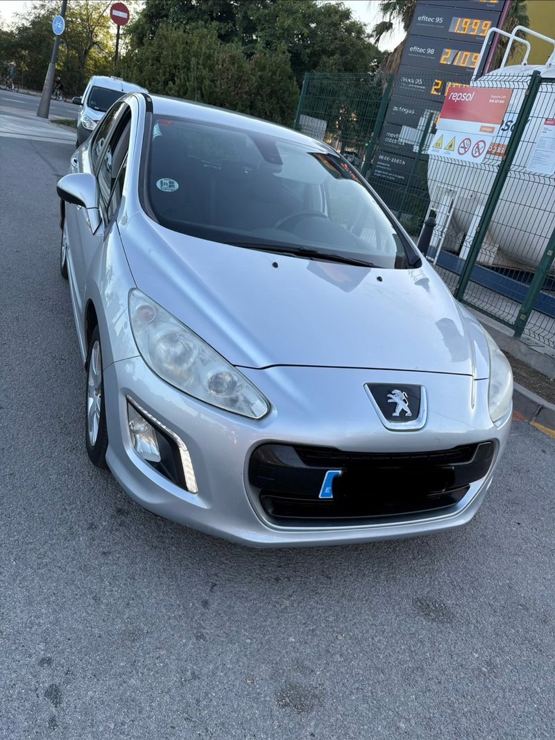 Peugeot 308 1.6e-HDI Active FAP Blue Lion 2013