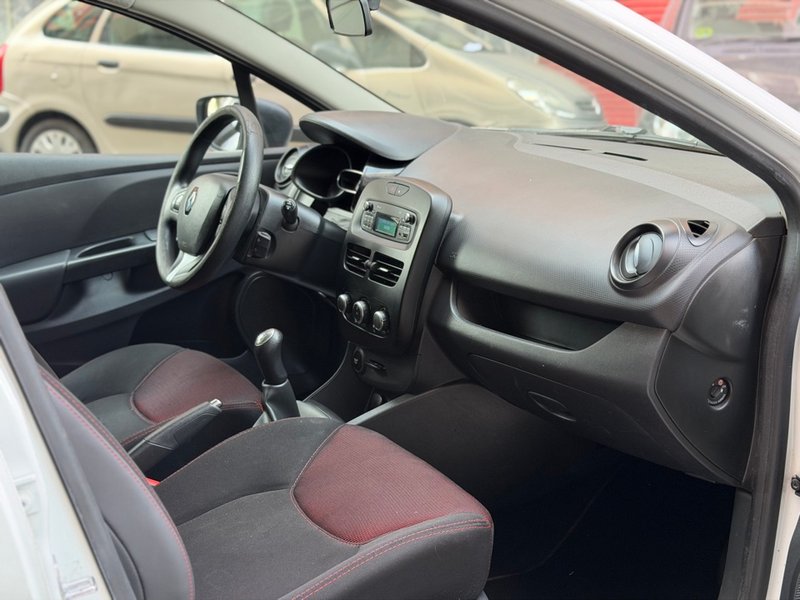 Renault Clio 2016, foto 14