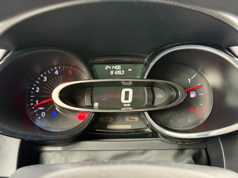 Renault Clio 2016, foto 13