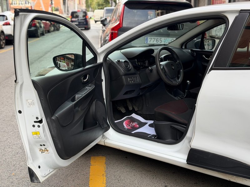 Renault Clio 2016, foto 10