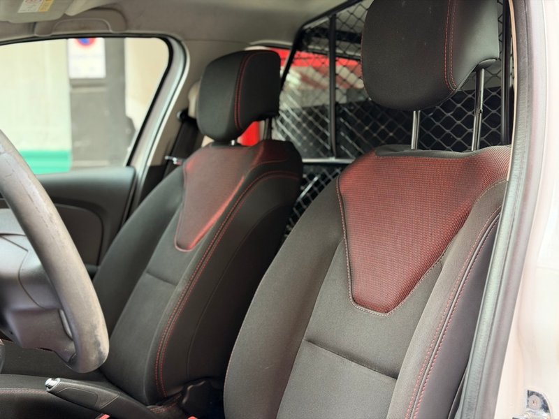 Renault Clio 2016, foto 12