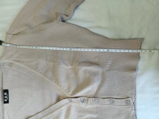Cárdigan corto de punto E&R beige