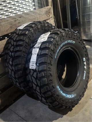 Llantas desplazadas con neumático 4x4. Kia sorento