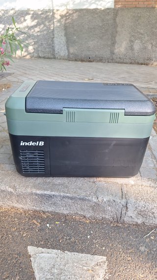Nevera Portátil Indel B Serie ITB 52 Litros