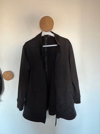 Abrigo porteo y embarazo Wombat London Negro Talla
