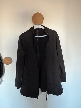 Abrigo porteo y embarazo Wombat London Negro Talla