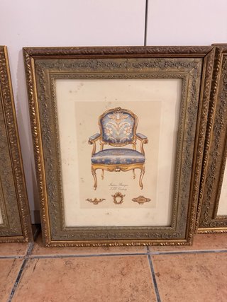 Set de 4 cuadros de sillas antiguas