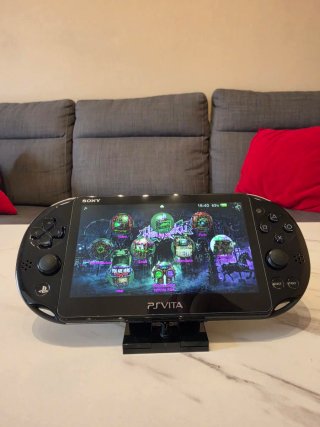 Sony PS Vita Slim ottime condizioni