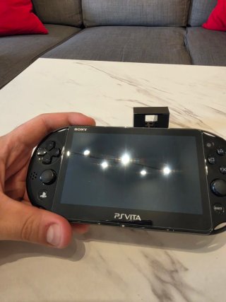 Sony PS Vita Slim ottime condizioni