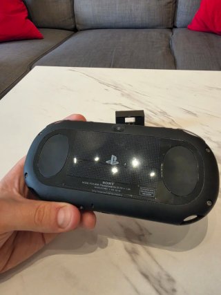 Sony PS Vita Slim ottime condizioni
