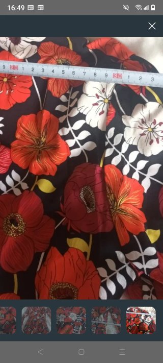 Vestido Sfera floral negro talla S