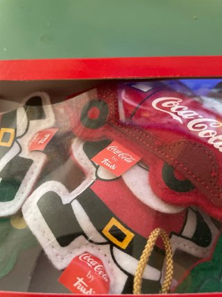 Set Decorazioni Natalizie Coca-Cola per Trudi