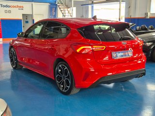Ford Focus 1.0 Ecoboost MHEV 92kW ST-Line