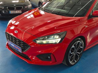 Ford Focus 1.0 Ecoboost MHEV 92kW ST-Line