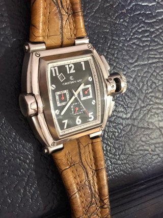 Reloj Christian Lay con correa de piel