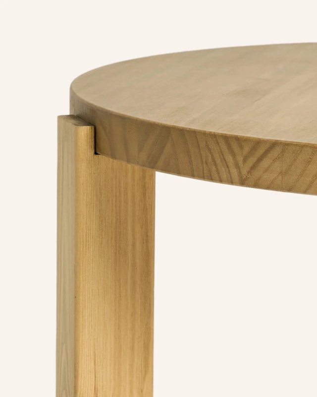 Mesa Centro Redonda Myre Hannun Madera Maciza