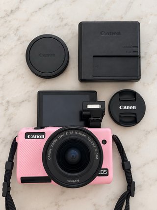 Canon EOS M100 15-45mm accesorios y funda