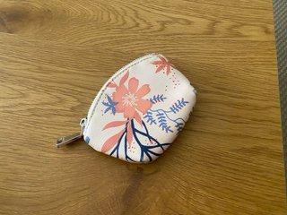 Monedero Parfois floral