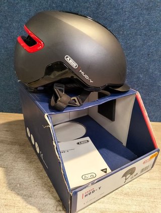 Abus HUD-Y Casco de Bicicleta Moderno para Uso Diario para Hombre y Mujer